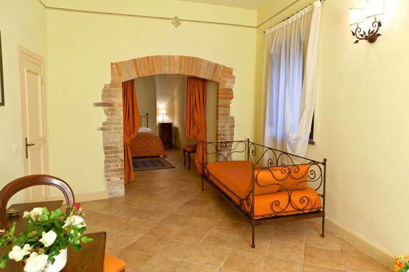 Bed&Breakfast Il Borgo del Fattore-Italy-FOLIGNO-Lobby-8