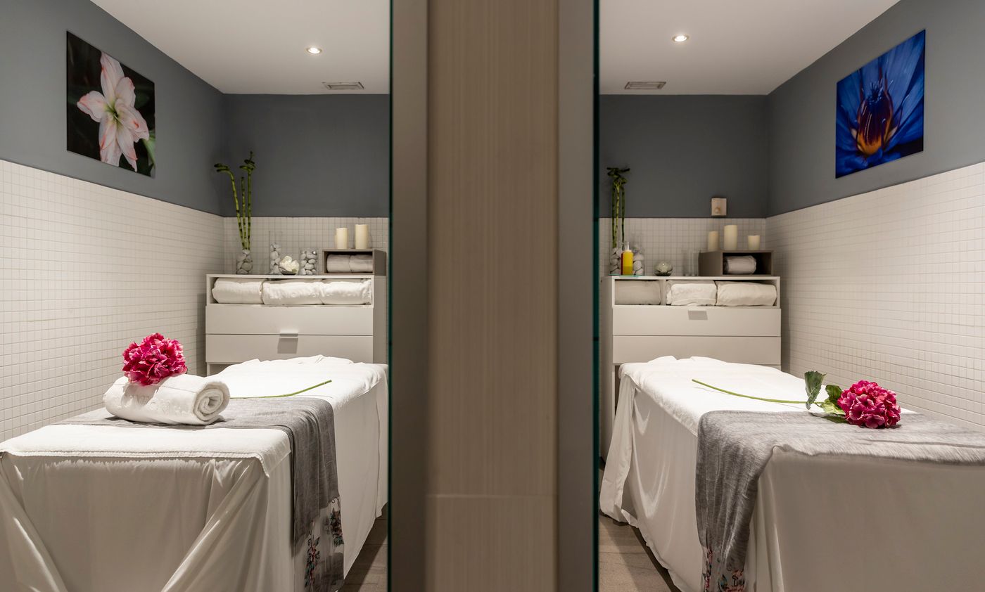 Ilunion-Calas-de-Conil-Sports-and-Entertainment-60