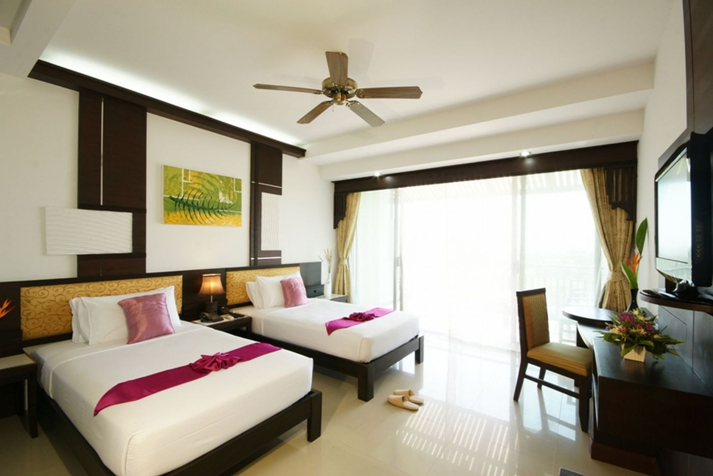 Palm-Paradise-Resort-Room-5