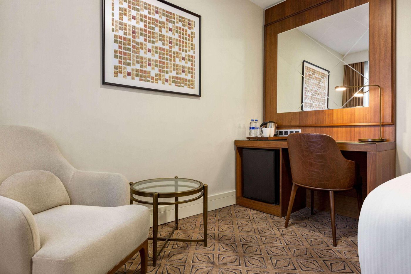 Ramada-Plaza-By-Wyndham-Istanbul-Sultanahmet-Room-43