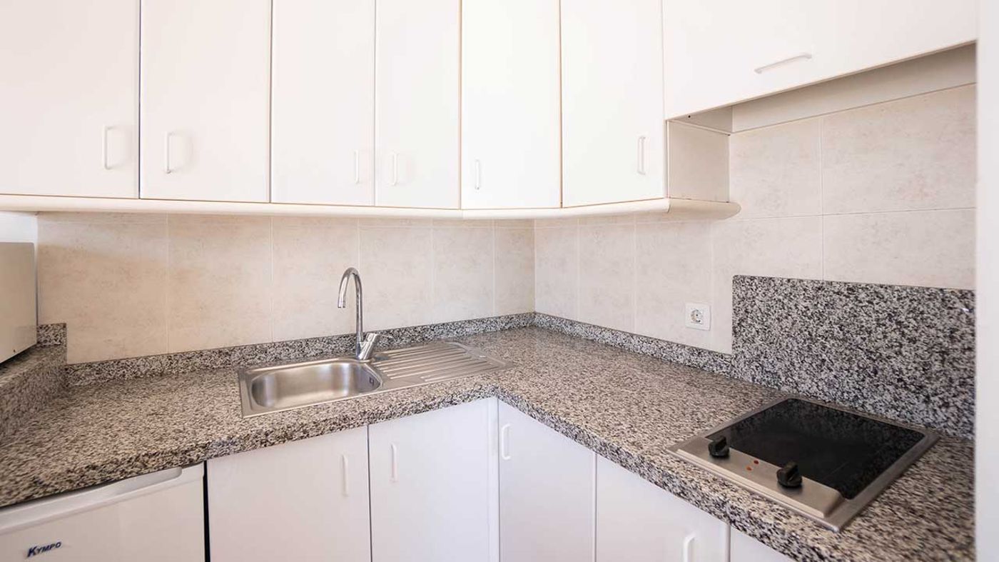 Flamingo-Apartments-Room-32