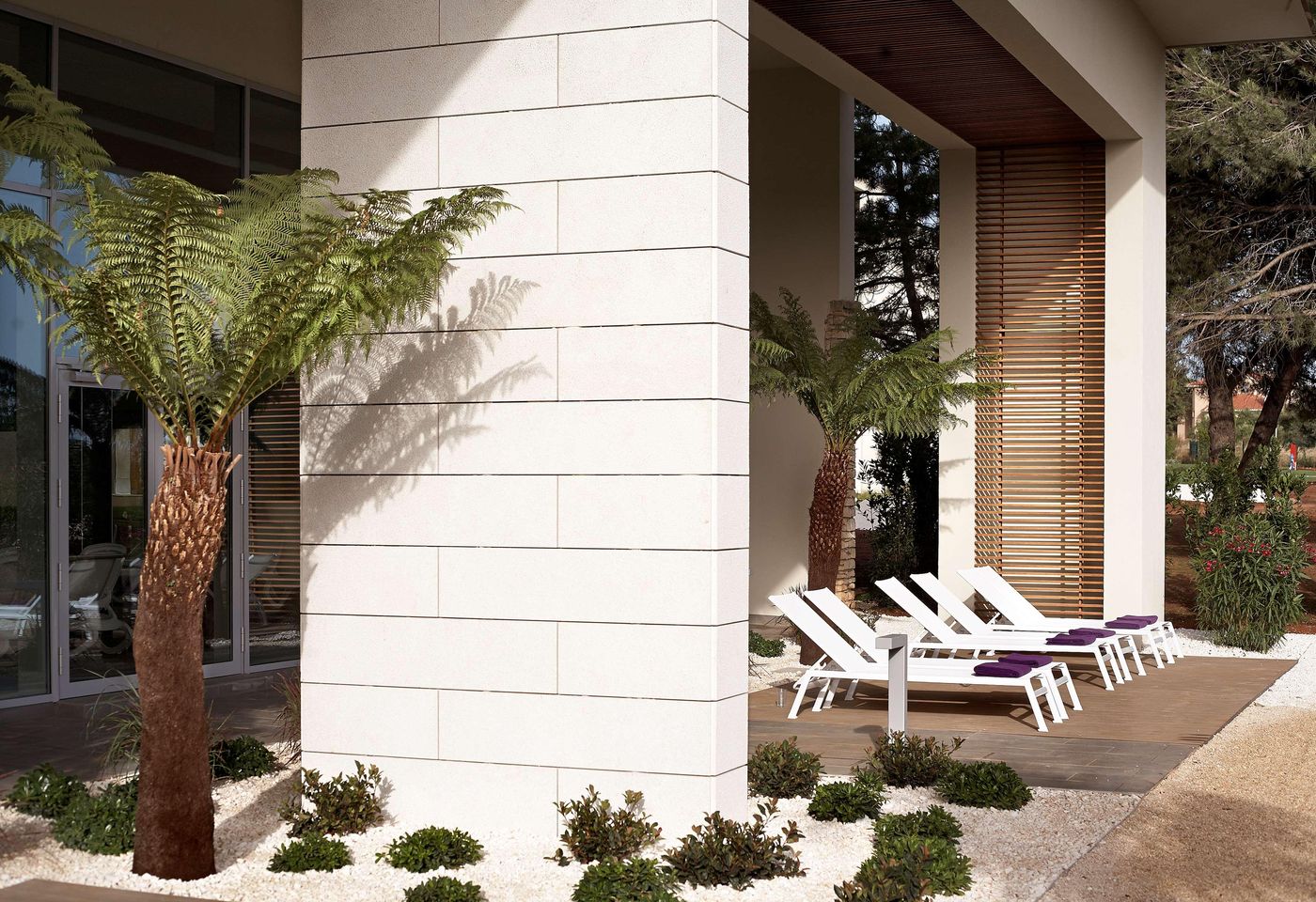 Park-Plaza-Belvedere-Sports-and-Entertainment-10