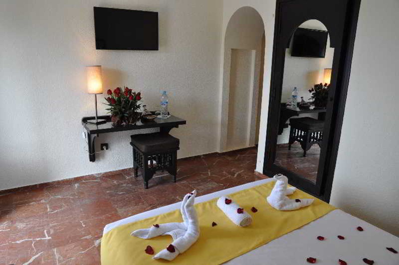 Les-Omayades-Room-11