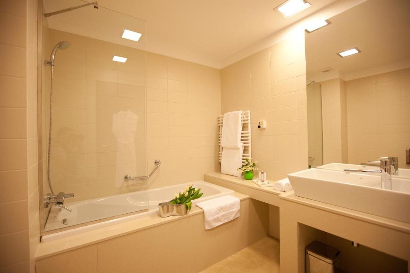 Capital Plaza - Romania - BUCHAREST - Room - 2