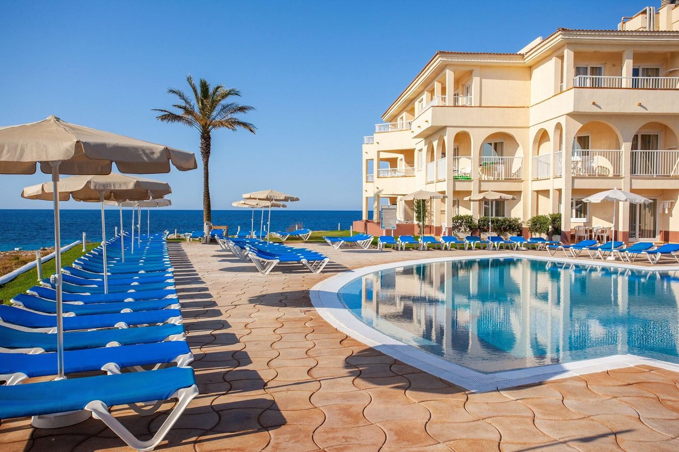 Grupotel-Tamariscos-Pool-6