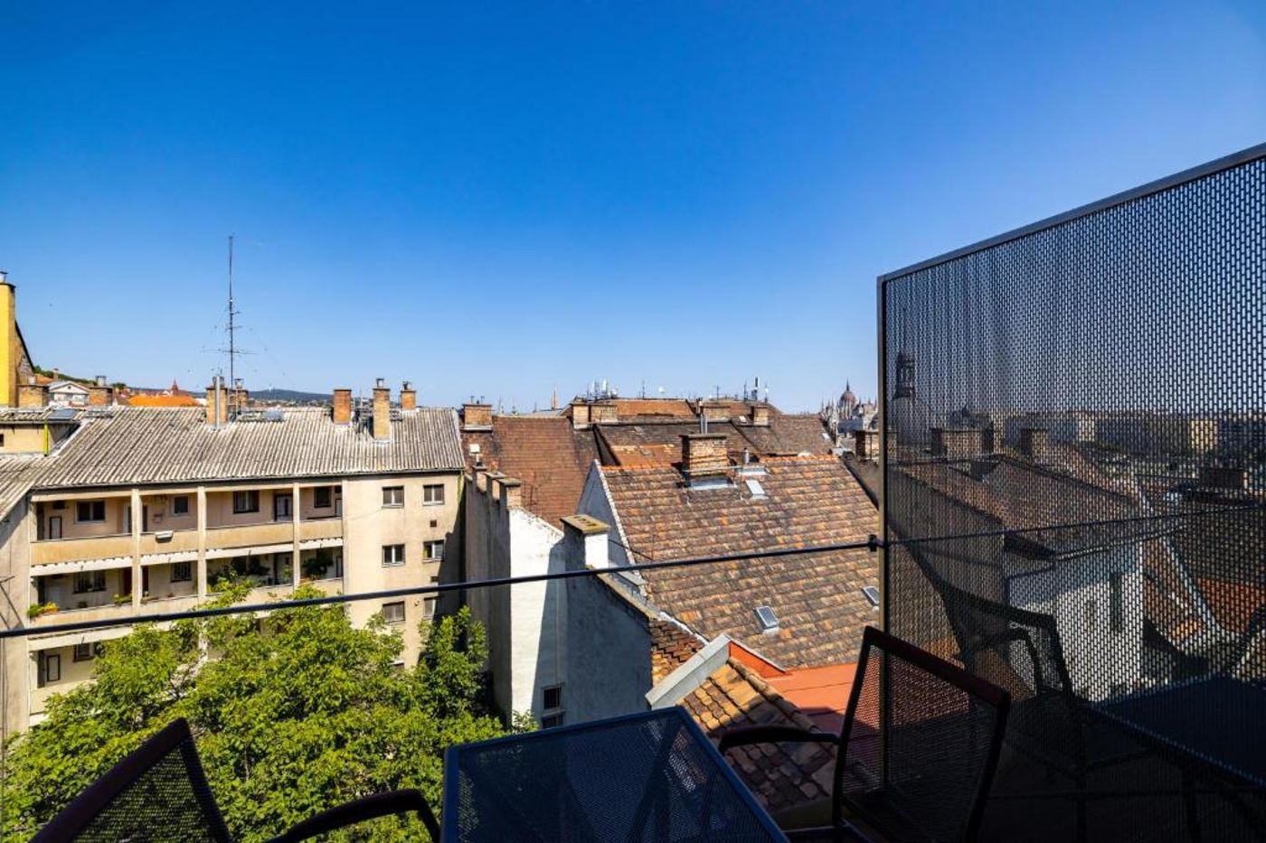 Carlton-Hotel-Buda-Castle-Room-4