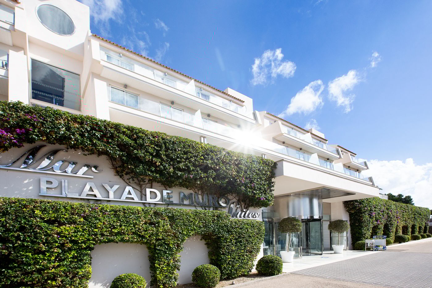 New - Mar Hotels Playa de Muro Suites