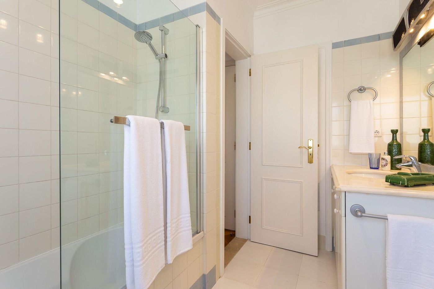 Geronimo-Guest-House-Bel-m-Room-37