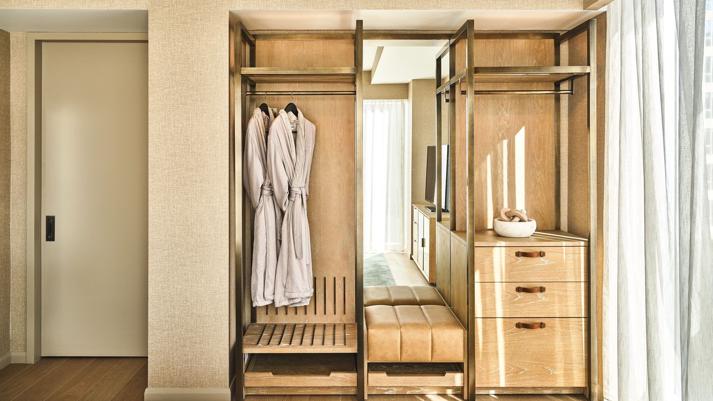 Conrad-Los-Angeles-Room-51