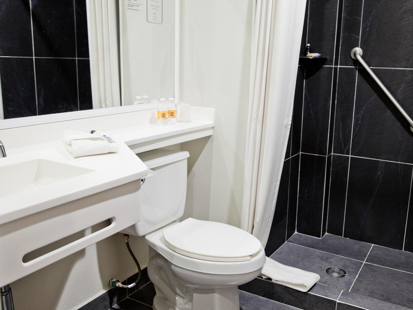 Holiday Inn Express Mexico City Satelite-Mexico-Mexico City-Room-8