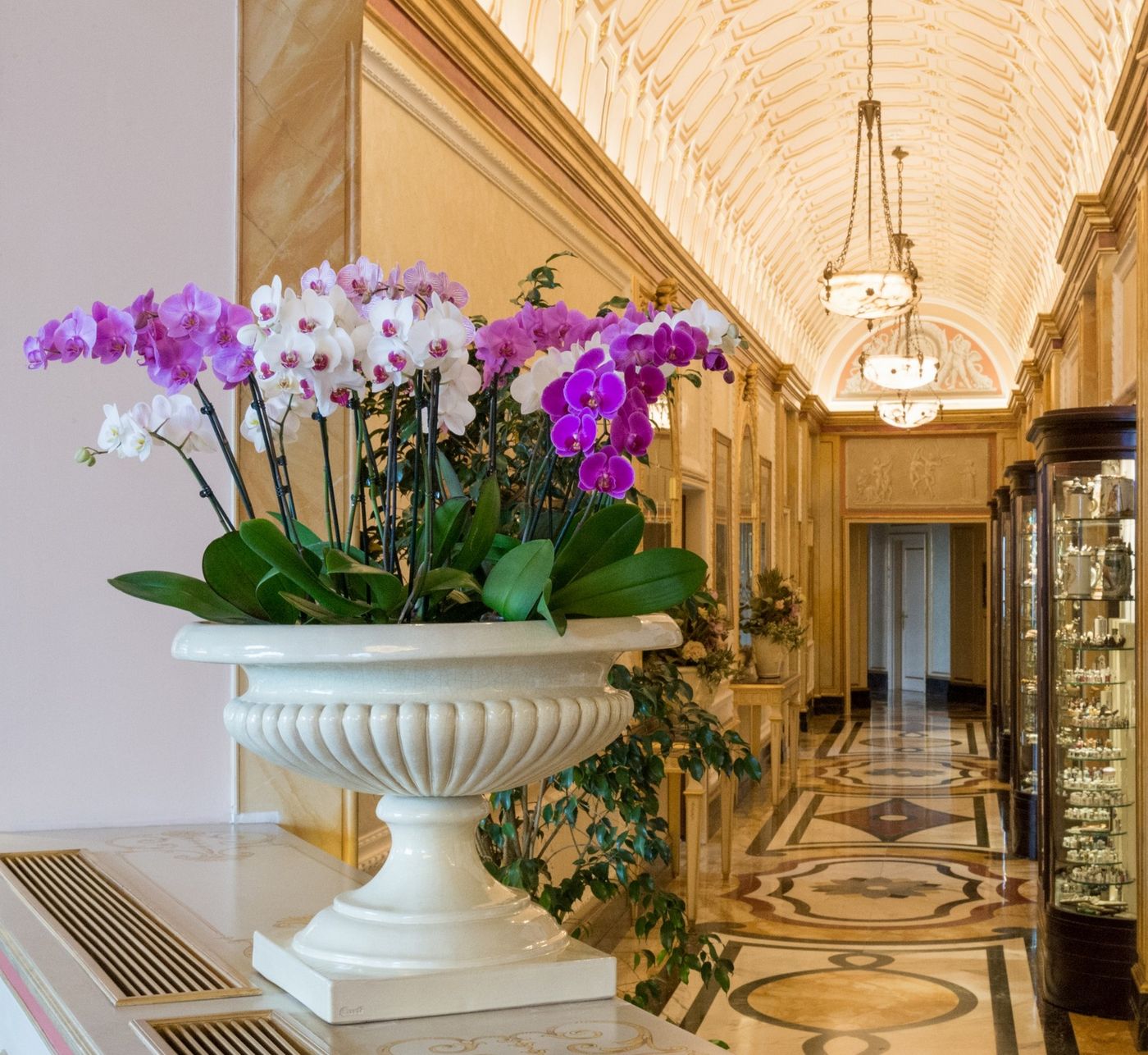 Regina Palace-Italy-STRESA-Lobby-9