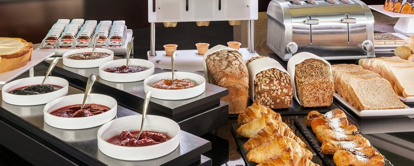 NH-Munchen-Messe-Restaurant-30