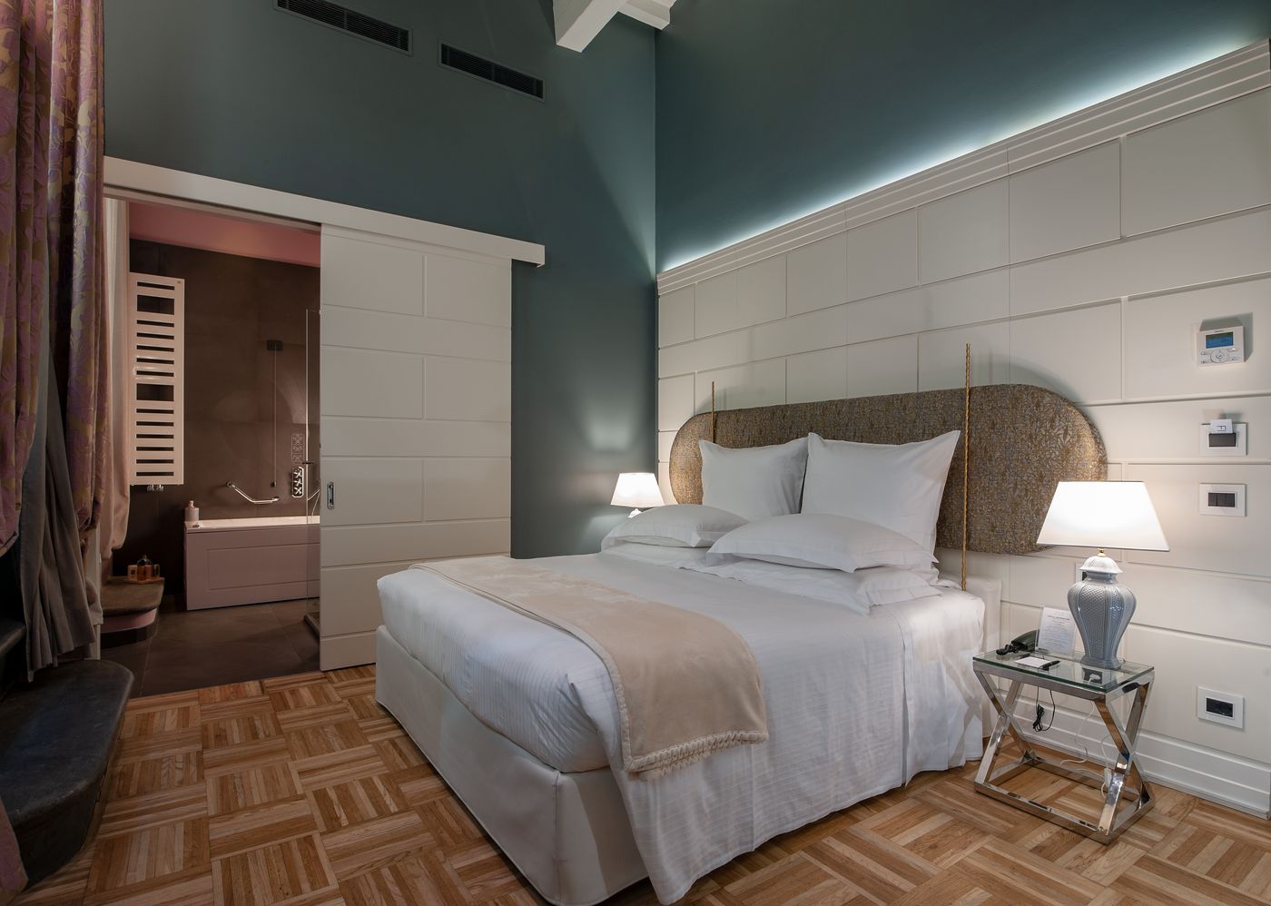 Hotel-Number-Nine-Room-40