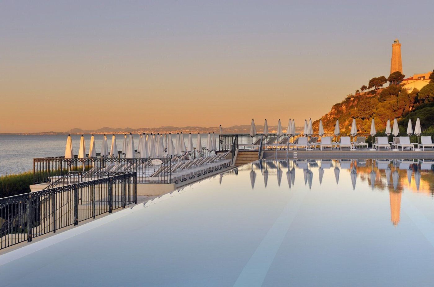 Grand-Hotel-du-Cap-Ferrat--A-Four-Seasons-Hotel-Pool-14