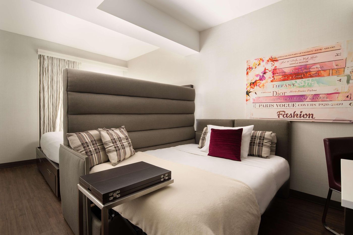 Embassy-Suites-by-Hilton-New-York-Manhattan-Times-Sq-Room-47