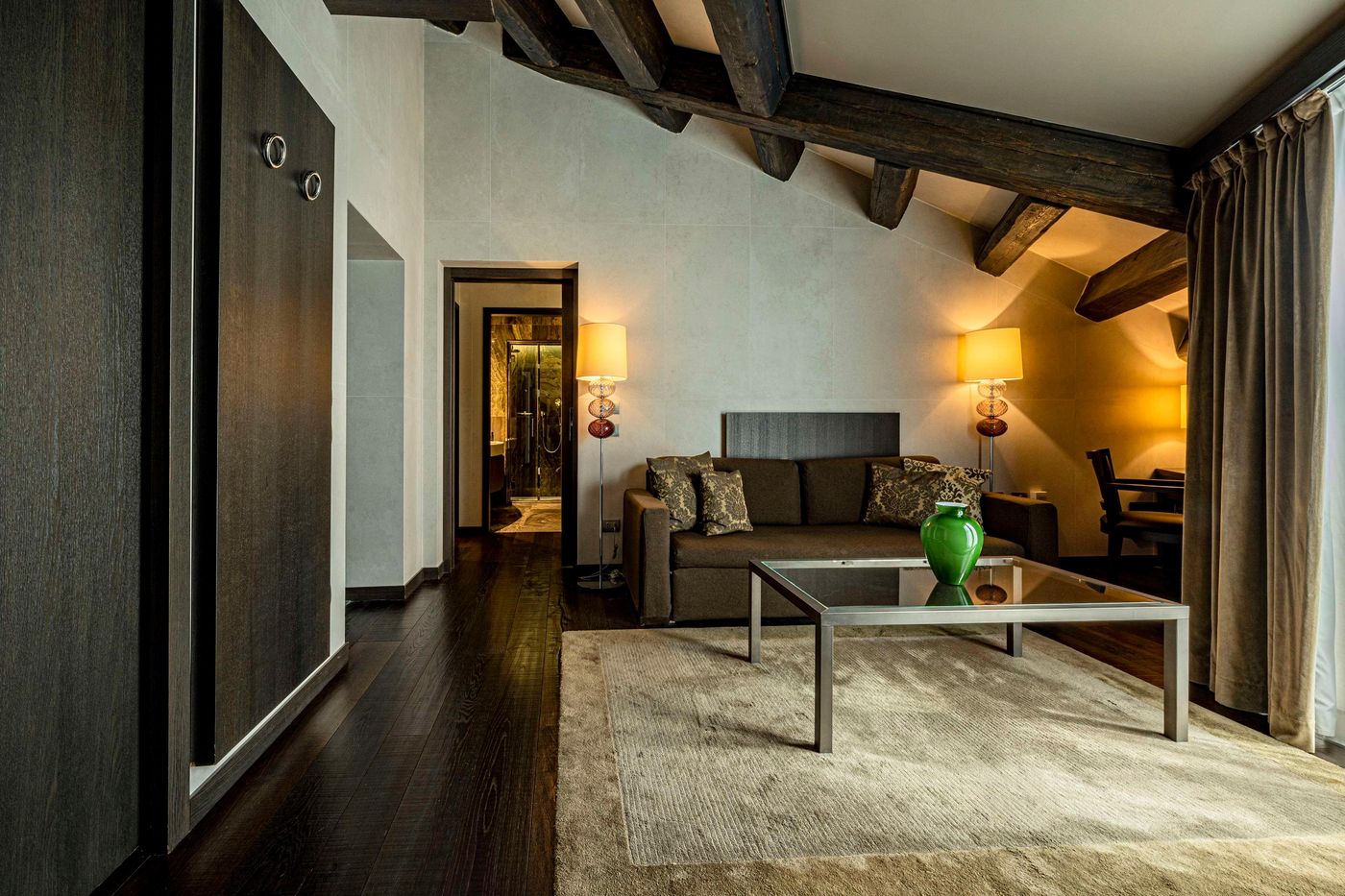 Hyatt-Centric-Murano-Venice-Room-38