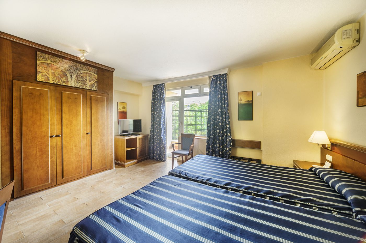 Obal-Urban-Hotel-Marbella-Room-27