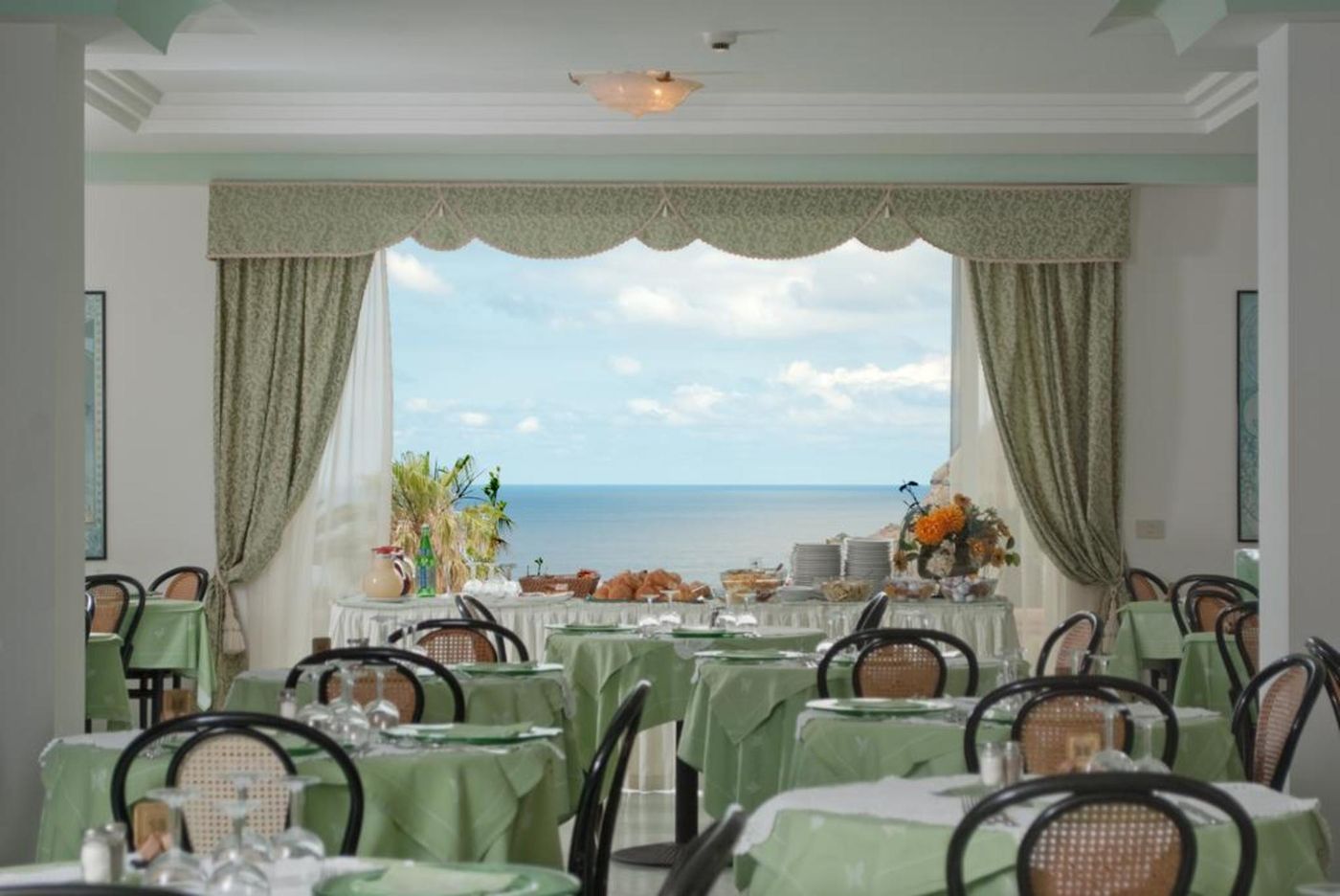 Loreley-Restaurant-19