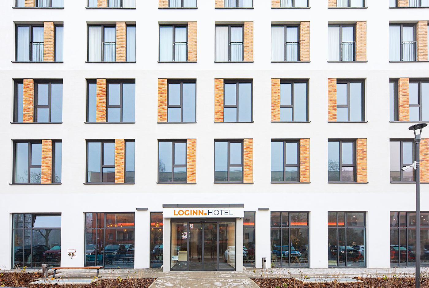 LOGINN-Hotel-Berlin-Airport-General-view-4