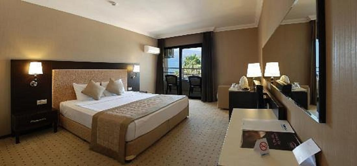 Munamar-Park-Hotel-Room-14