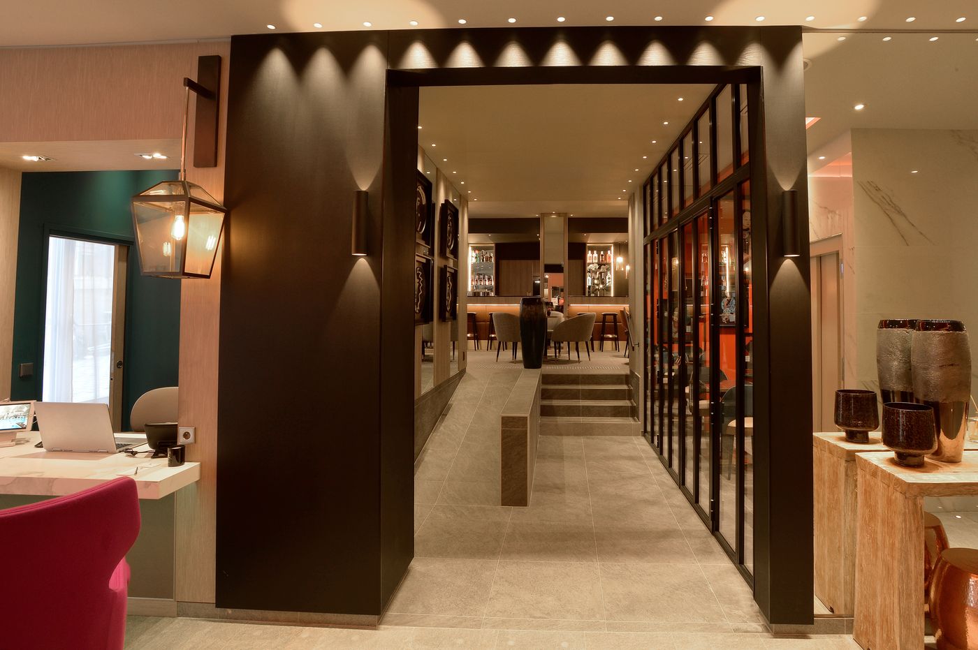 Hotel-La-Lanterne---Sp-Lobby-23