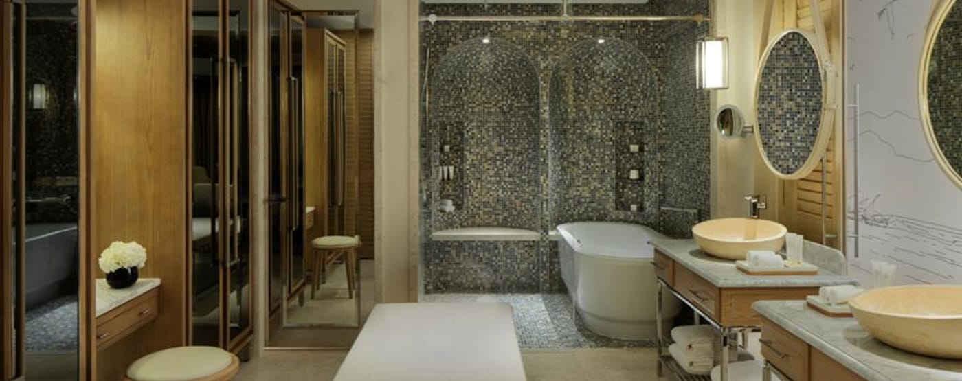 Madinat-Jumeriah---Jumeirah-Al-Naseem-Room-49