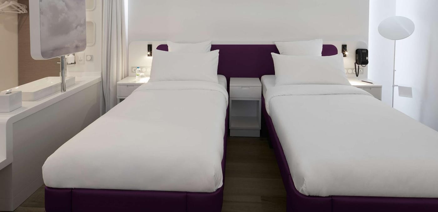Yotelair-Istanbul-Airport-Airside--Duty-Free-Room-28