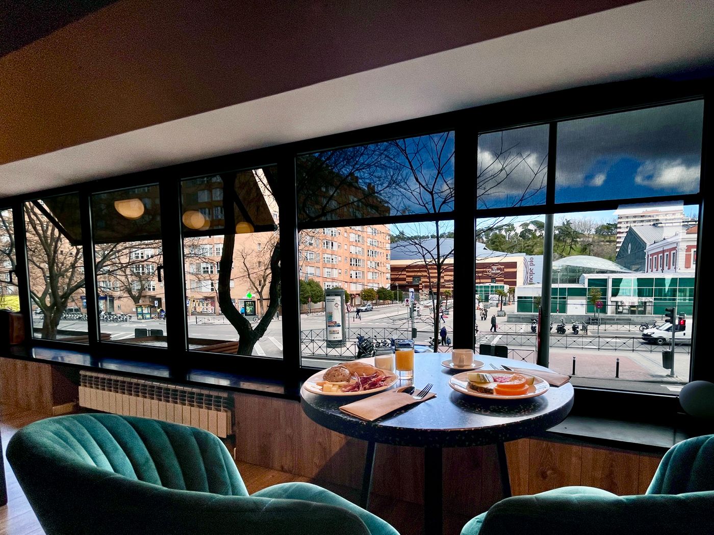 Acta-Madfor-Hotel-Restaurant-16