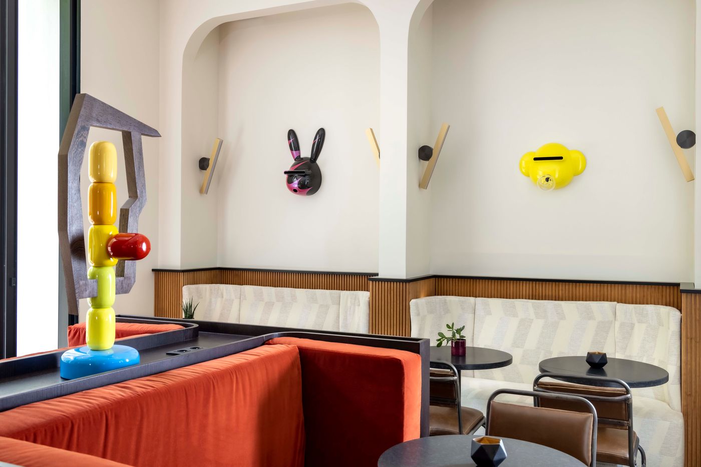 Hotel-Le-37-Bis-Lobby-17