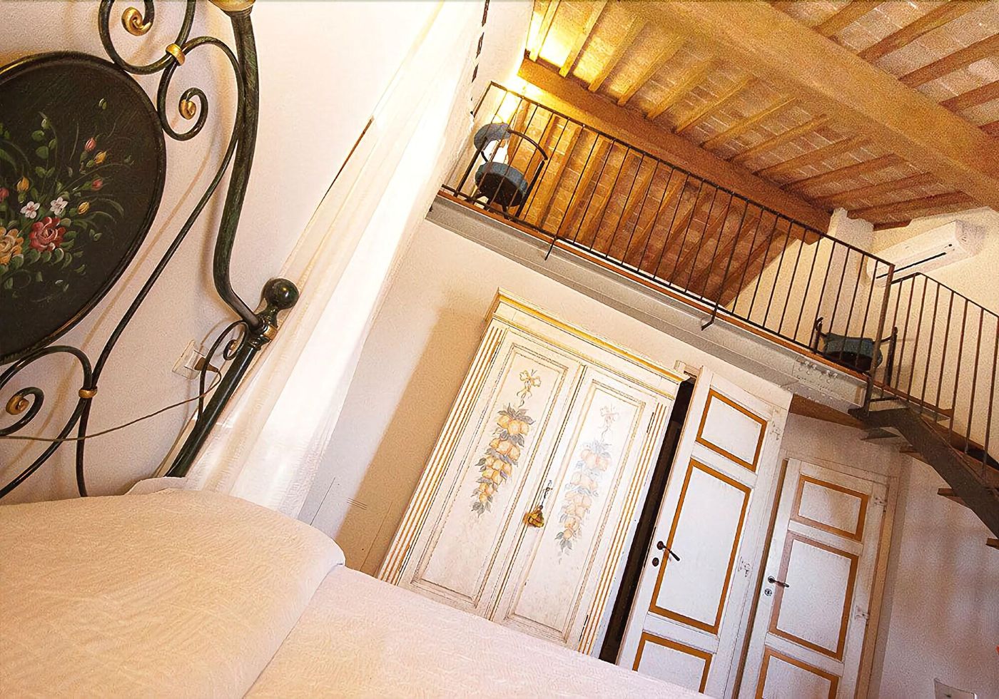 A-Casa-Mastacchi-Room-7