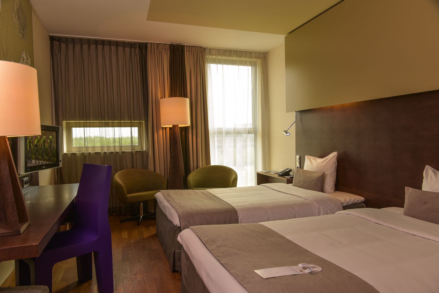 Dutch-Design-Hotel-Artemis-Room-28