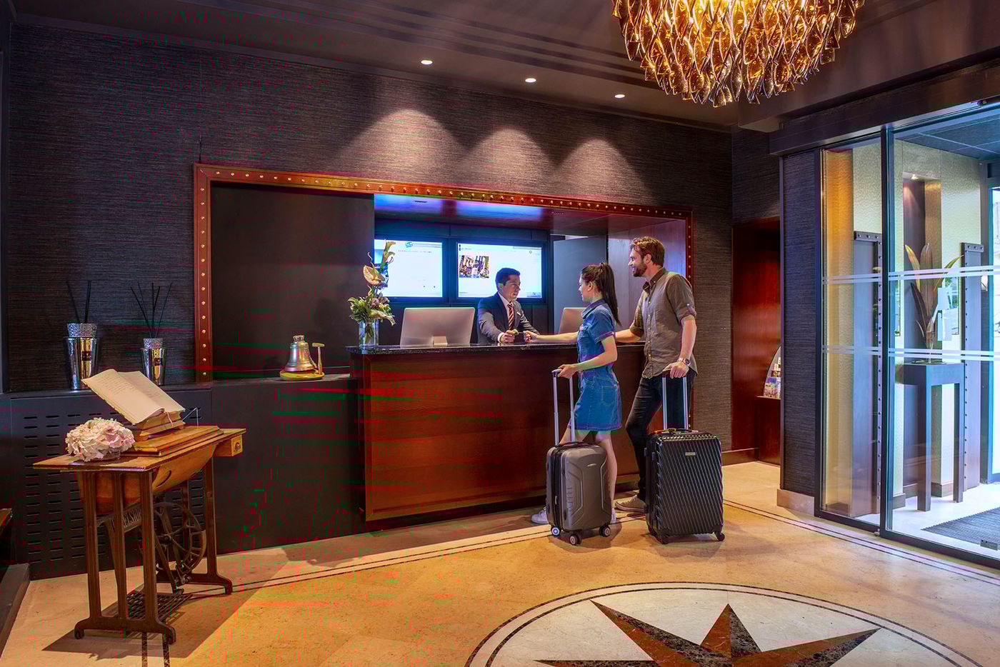 Les Tresoms-France-ANNECY-Lobby-7