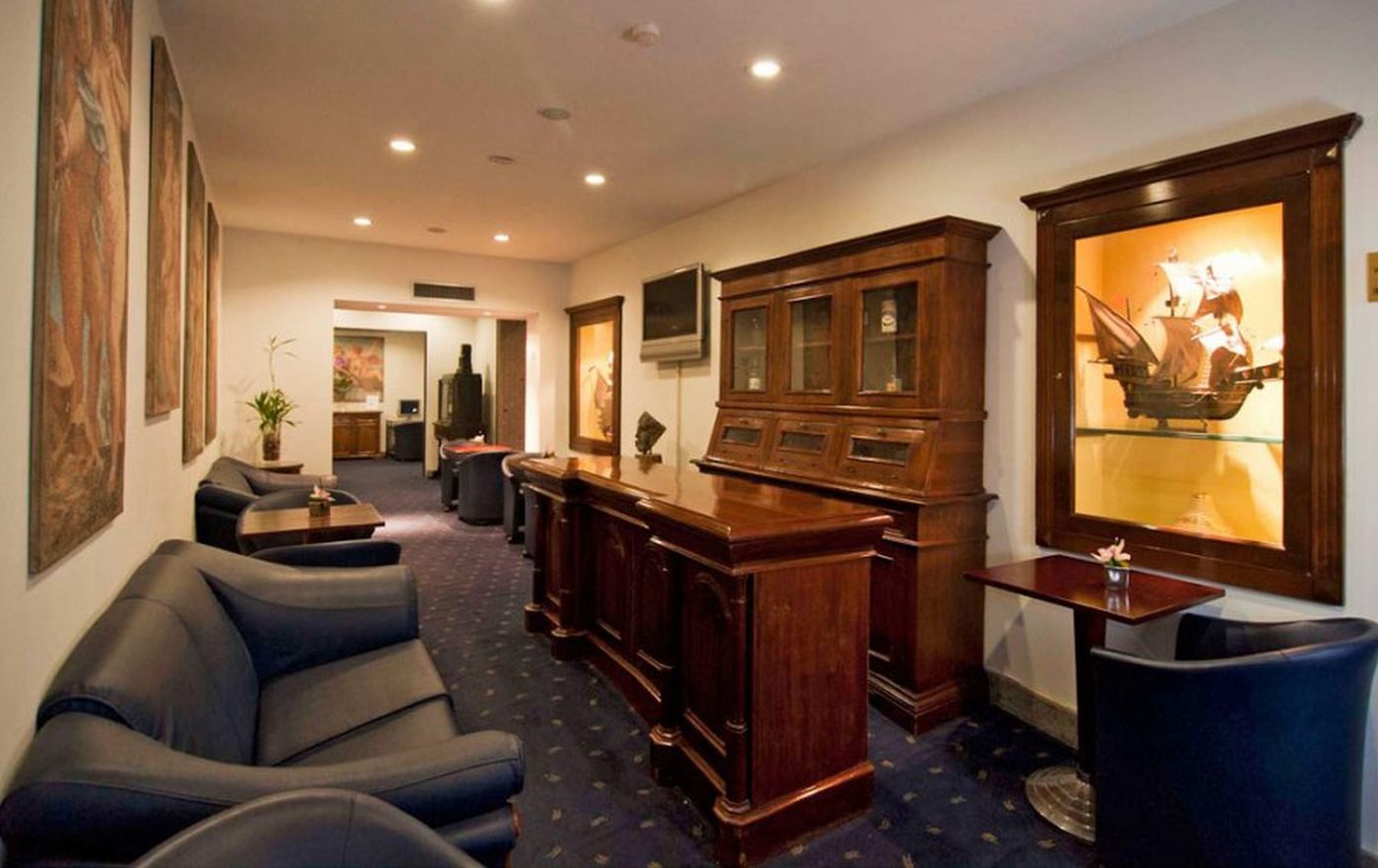 Diplomatic-Rome-Sports-and-Entertainment-7