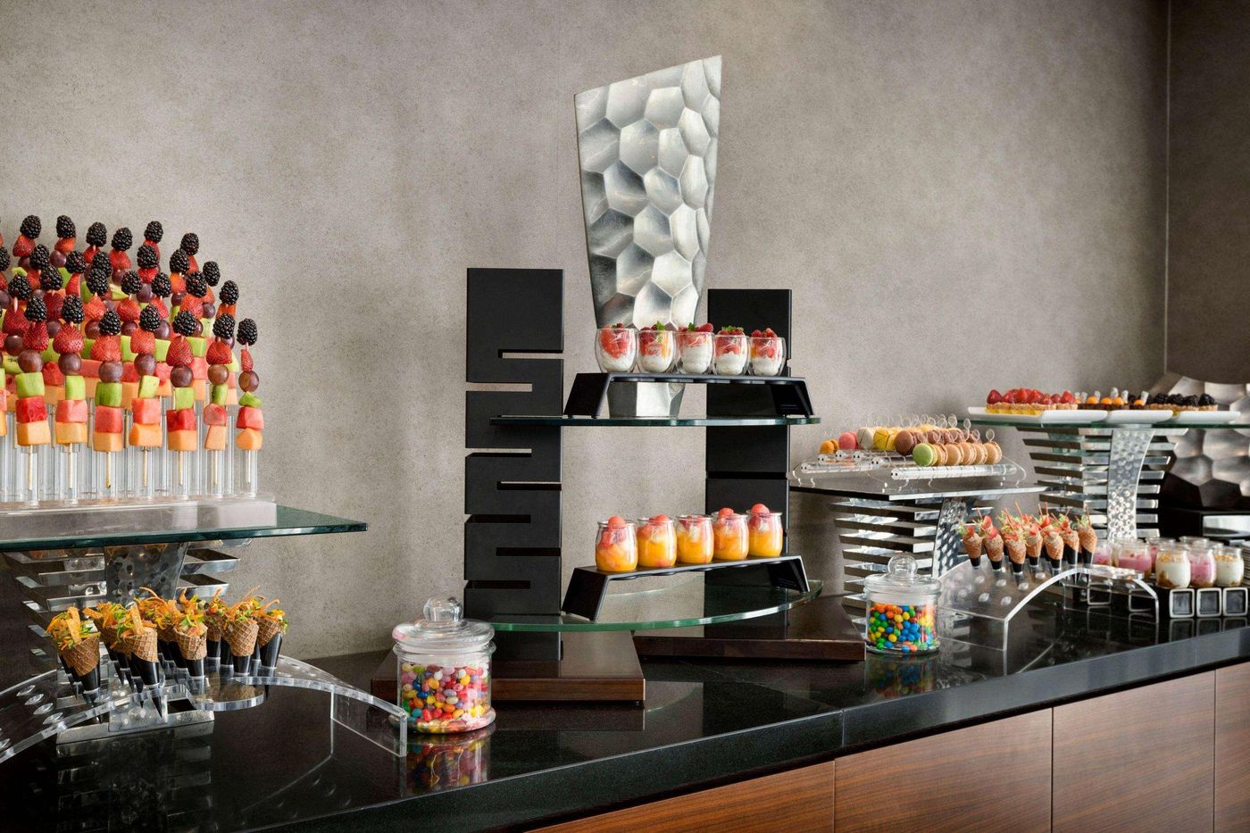 Wyndham-Dubai-Marina-Restaurant-42