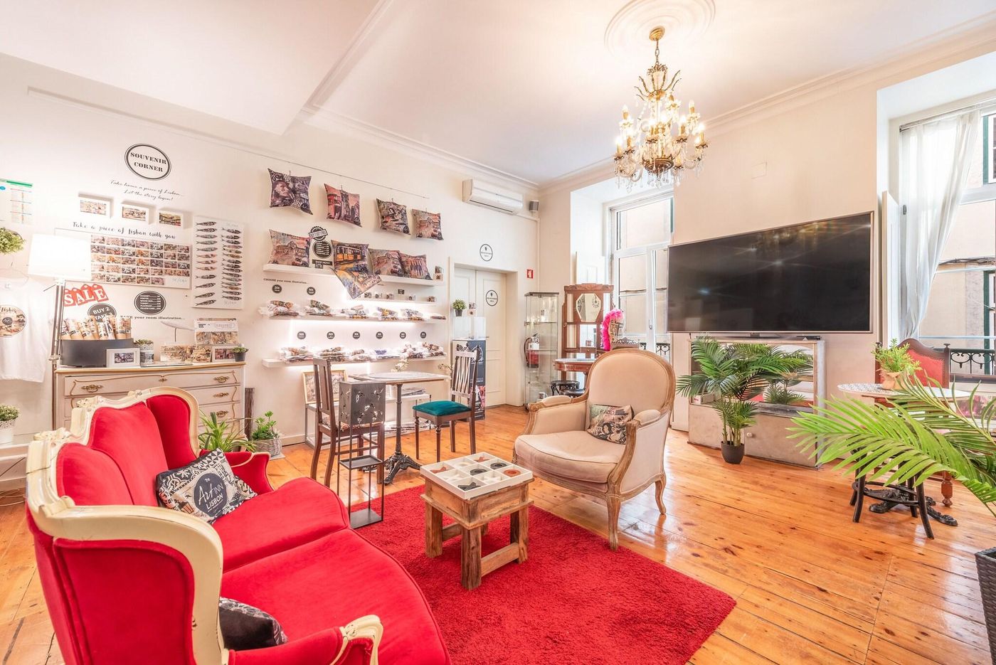 The-Art-Inn-Lisbon-Lobby-7