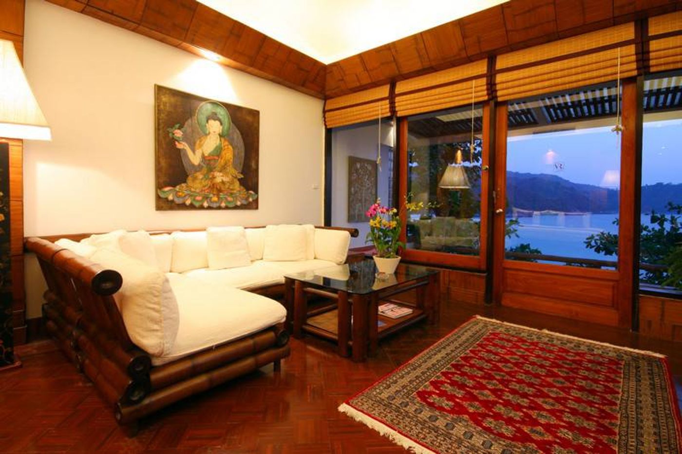 Mom Tri'S Villa Royale