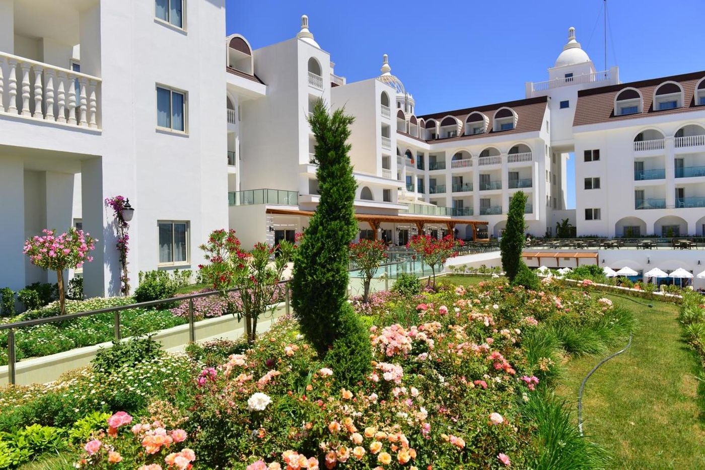 Side-Crown-Serenity-General-view-7