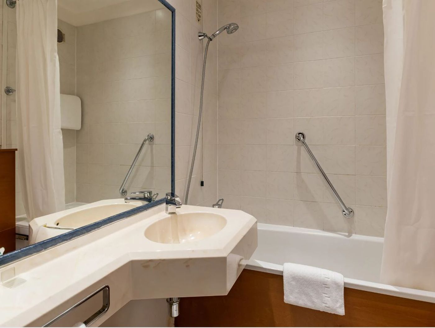 Pitti-Palace-al-Ponte-Vecchio-Room-31