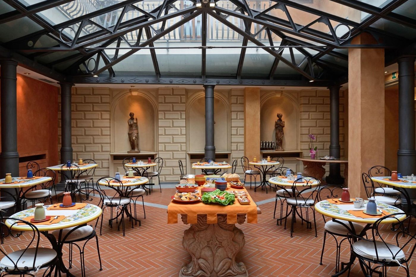 Alba-Palace-Restaurant-79