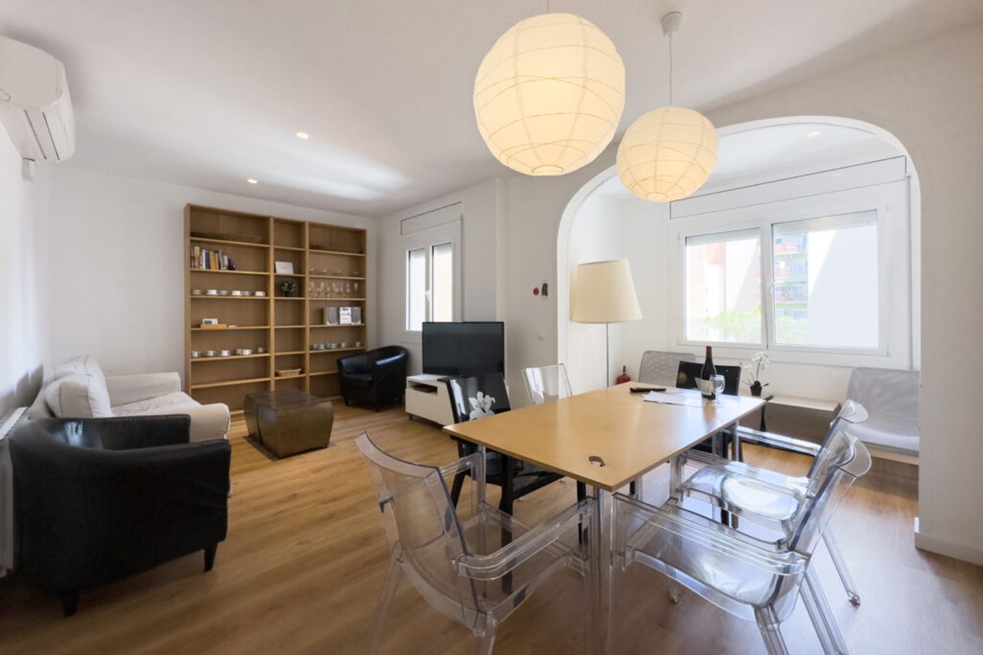 Ainb Barcelona Sants Apartments-Spain-BARCELONA-Room-1