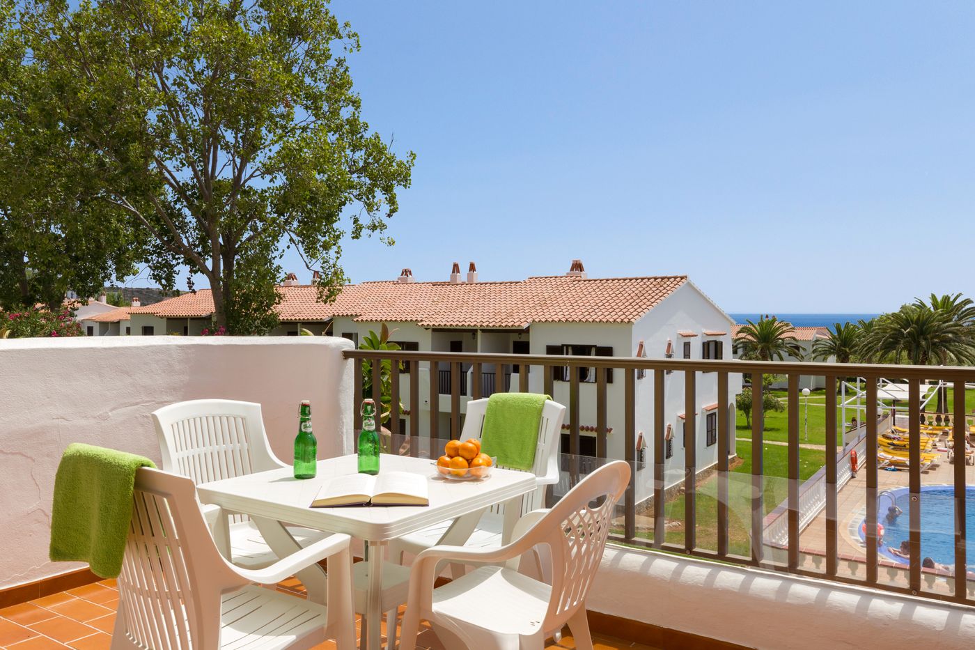 Son-Bou-Playa-Gold-Room-10