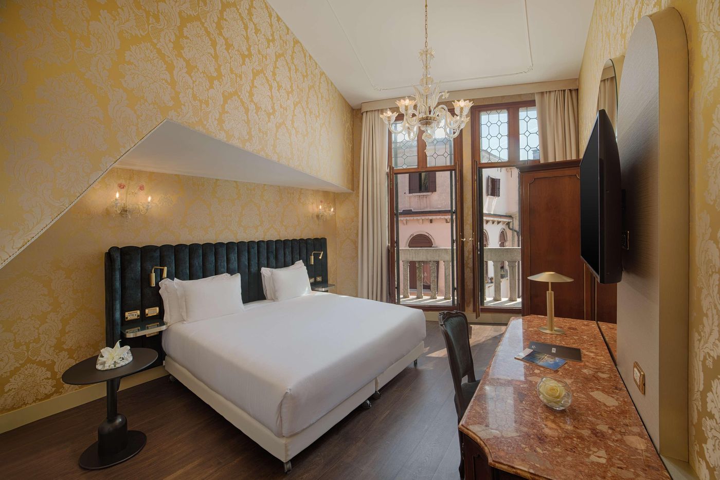NH-Venezia-Santa-Lucia-Room-31