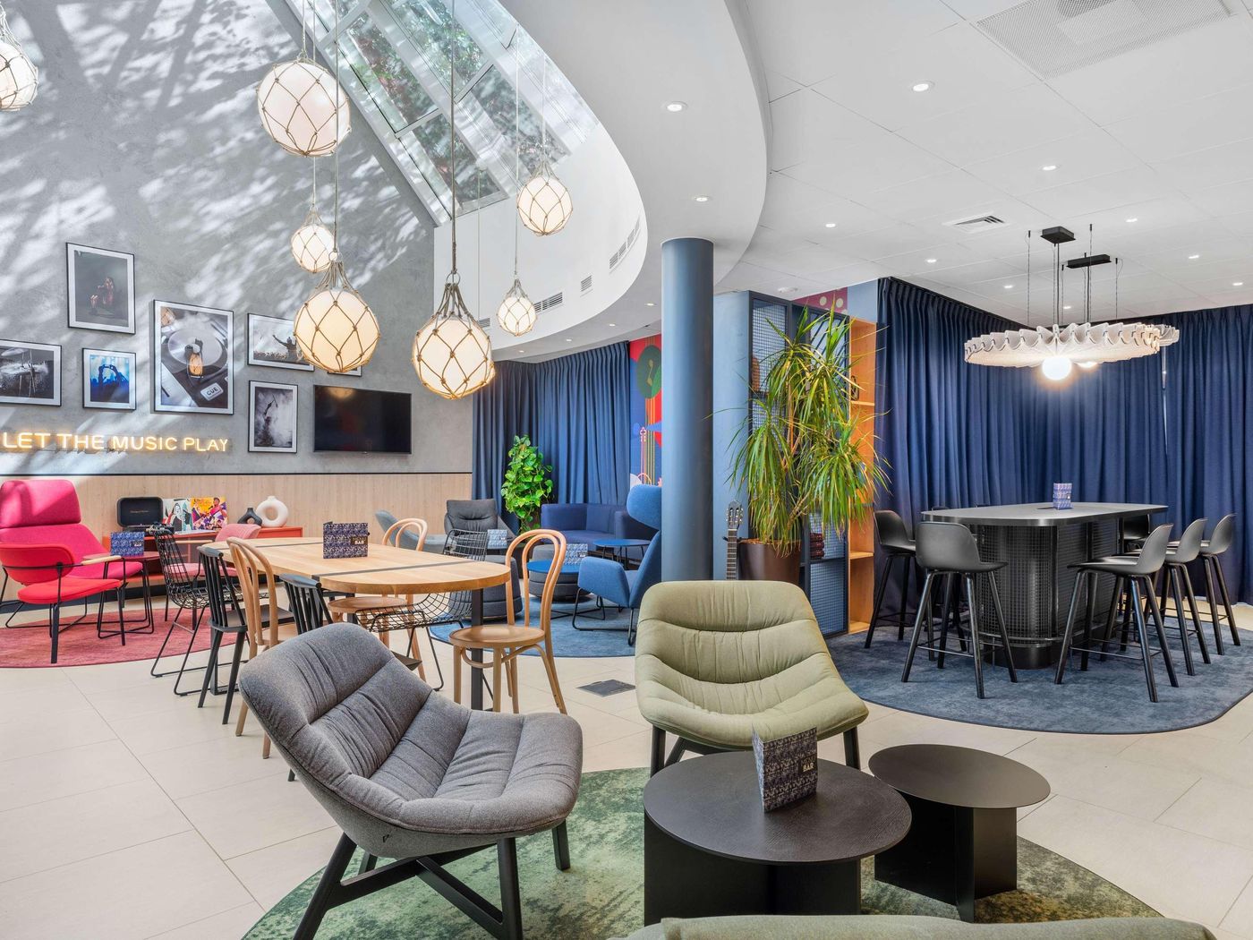 Ibis-Budapest-Centrum-Bar-2