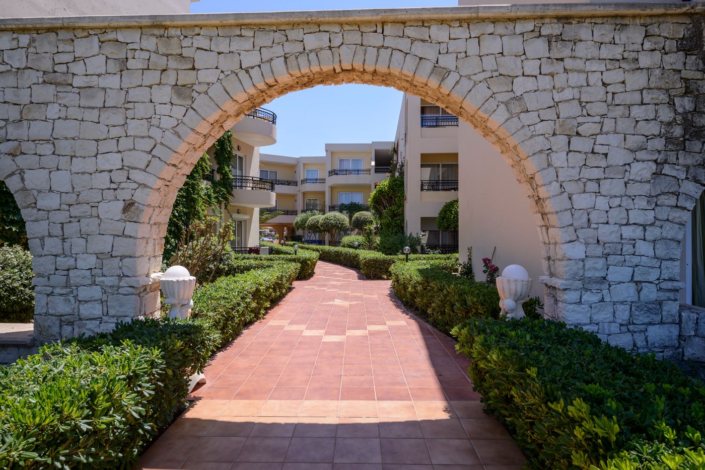 Vantaris-Palace-General-view-13