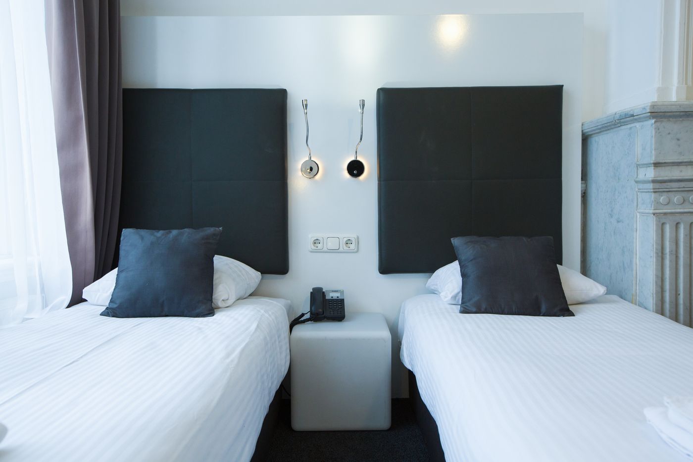 Hotel-Vossius-Vondelpark-Room-11