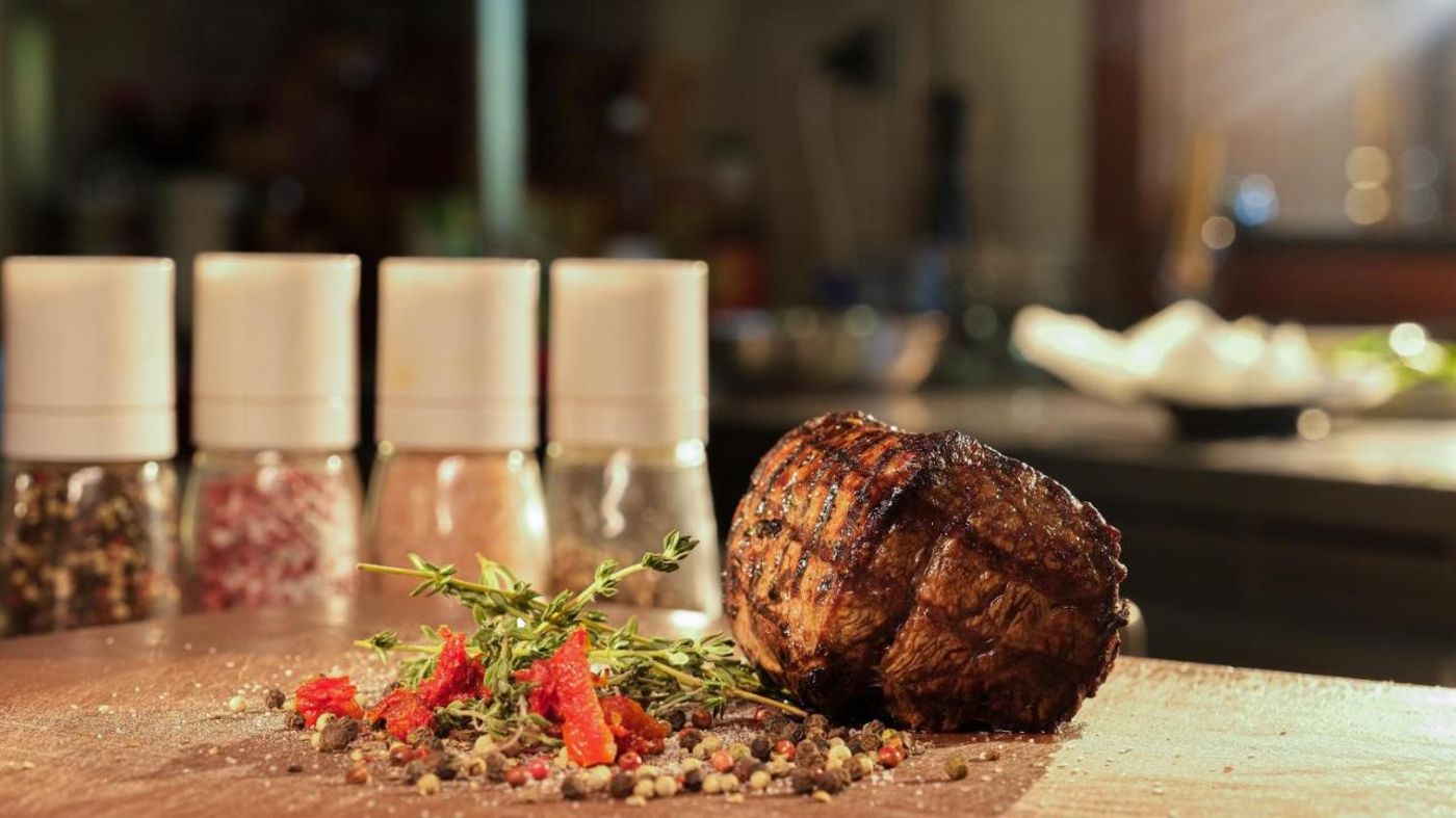 Crystal-Prestige-Elite-Restaurant-52