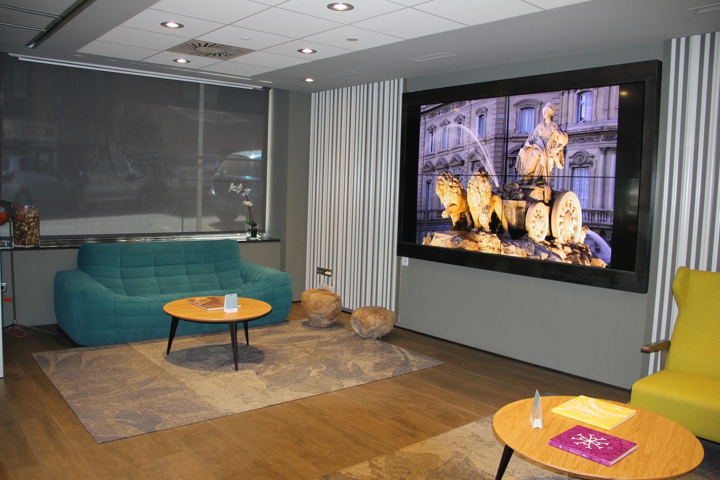 Mercure-Madrid-Centro--Lope-de-Vega--Lobby-14