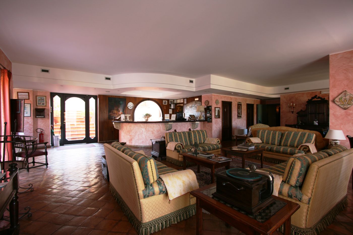 Hotel-Villa-Sonia-Lobby-27
