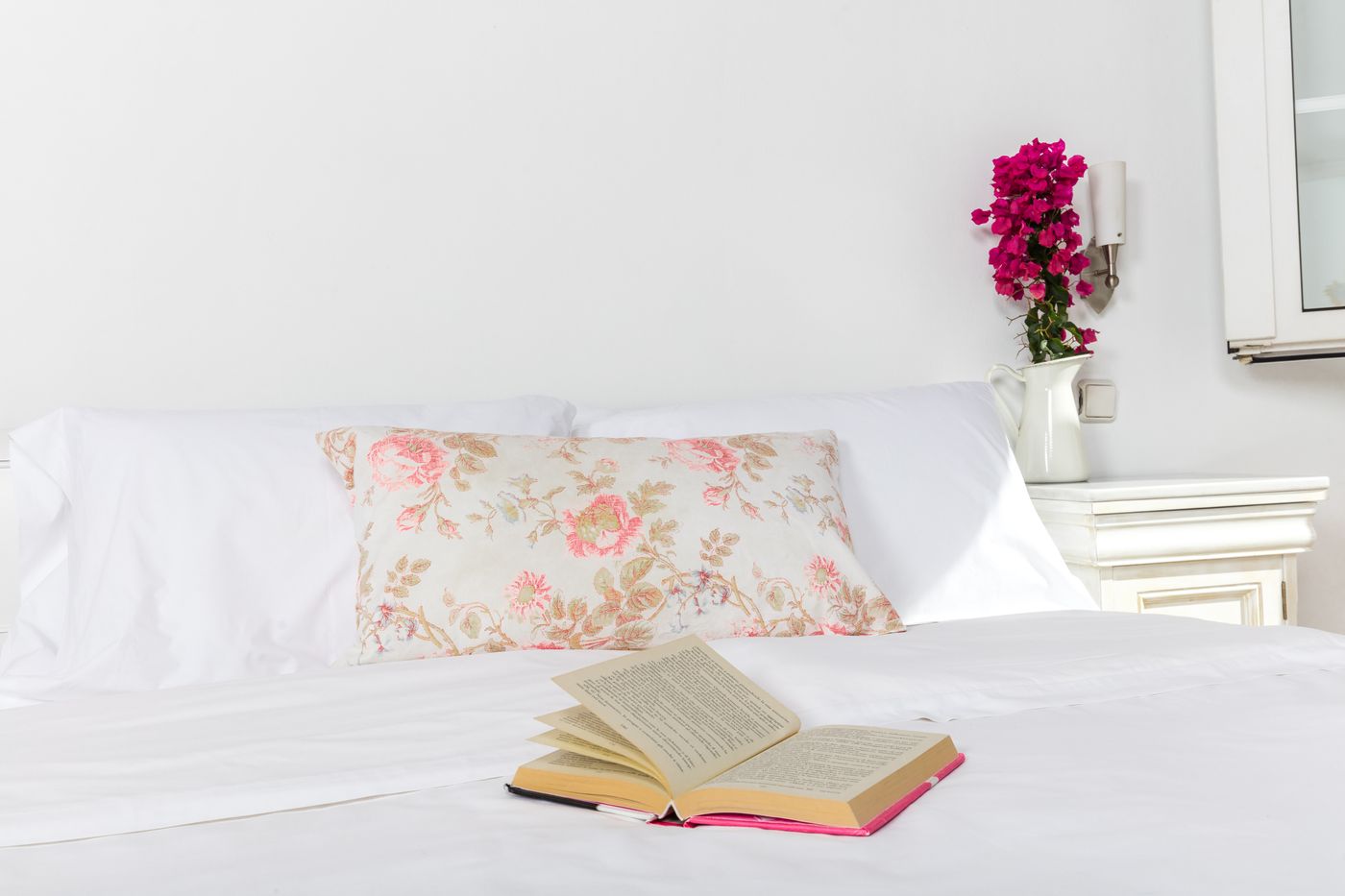 Rhenia-Bungalows-Room-13