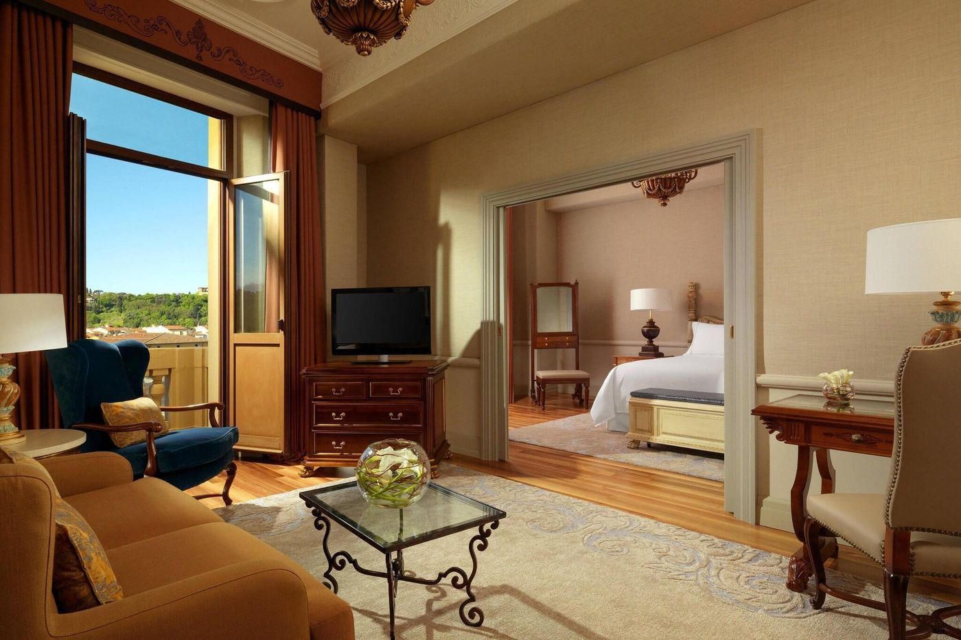 The-Westin-Excelsior-Room-37